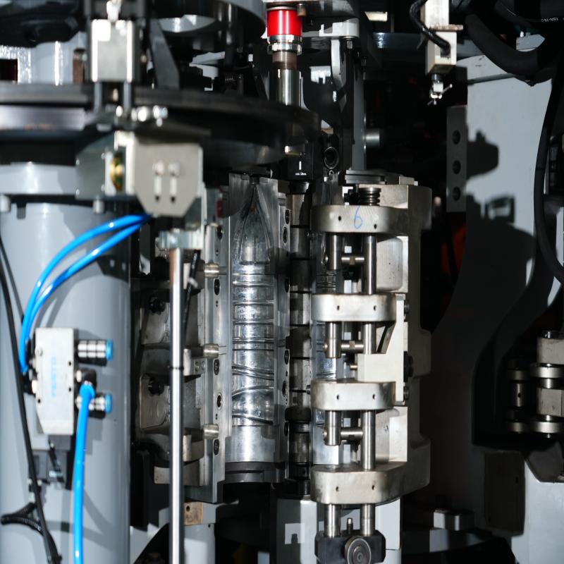 Successful Partnership: DEMARK Delivers High-Performance Blow Molding Machine to Turkey